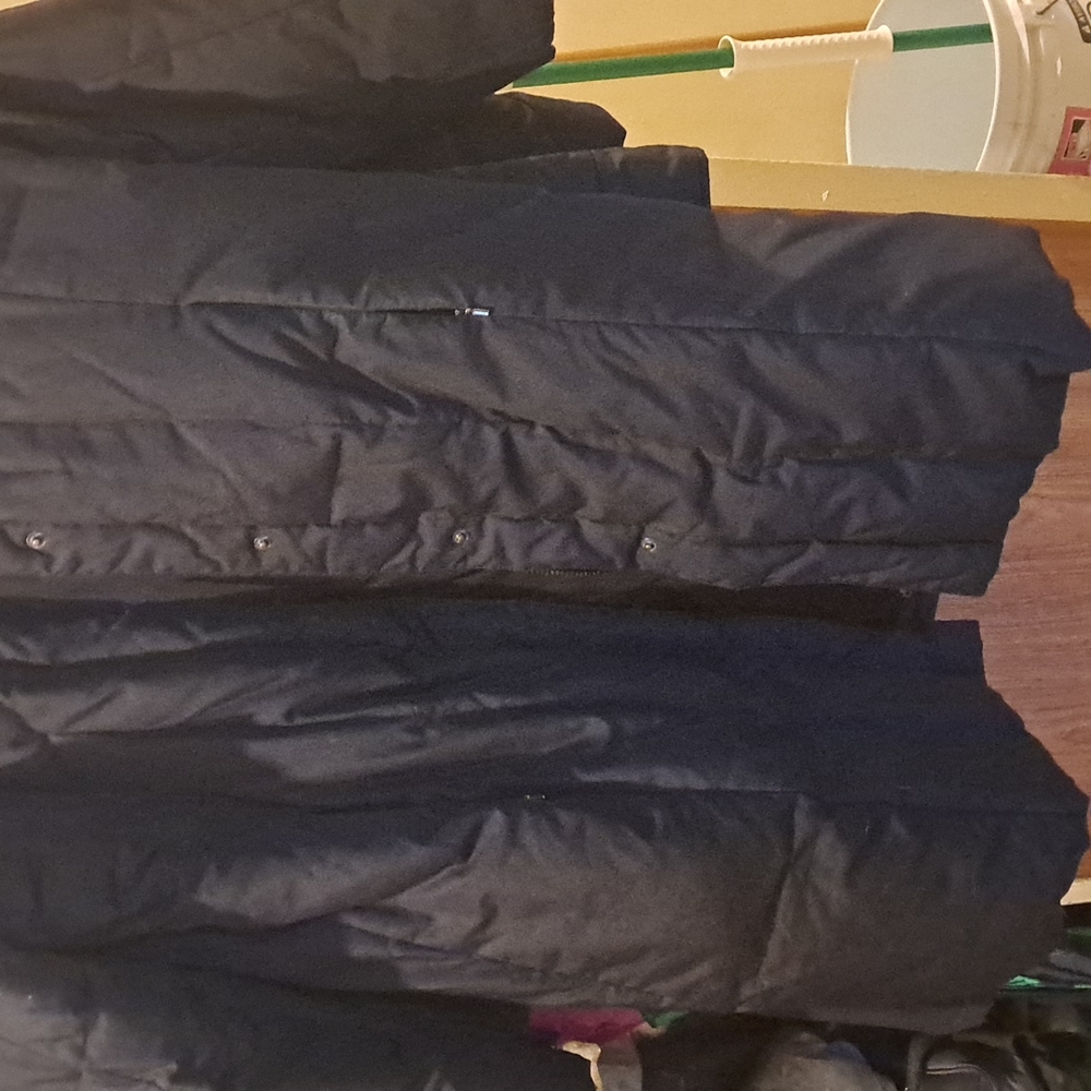 Used black long quilted coat - Picture 3 of 5